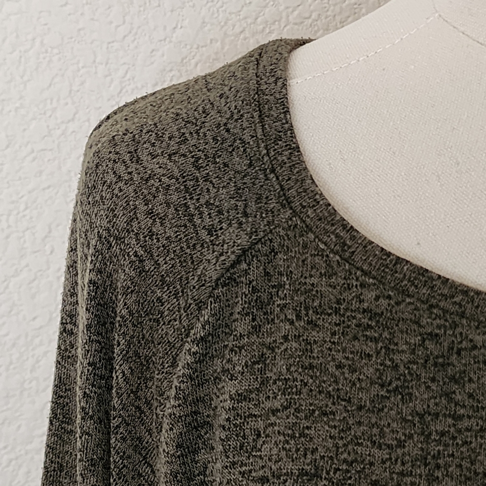 Old Navy top. Large. Green and black heathered knit. Long sleeved. - Picture 3 of 8